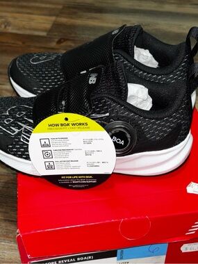New Balance Kid's FuelCore Reveal Boa Shoes Size 10.5 Little Kids Brand New